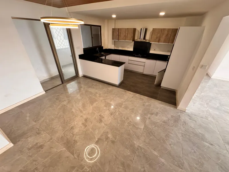 WEST PEAK APARTMENTS 