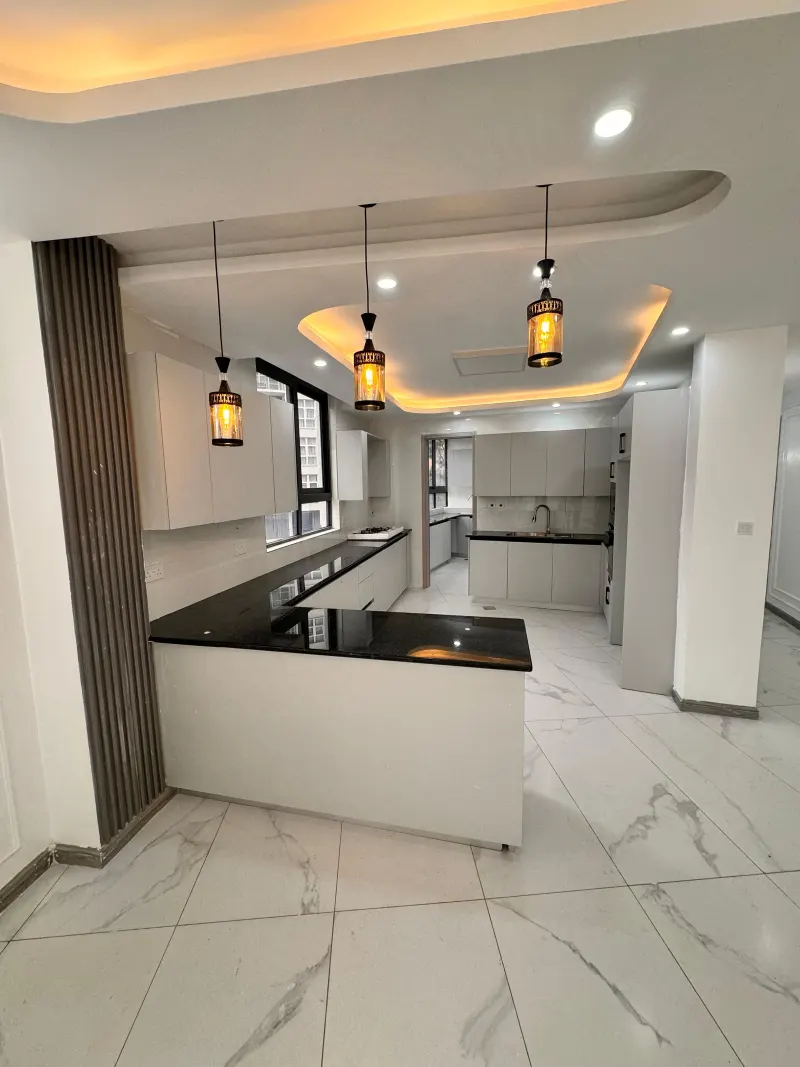 THE CRESCENT APARTMENTS 